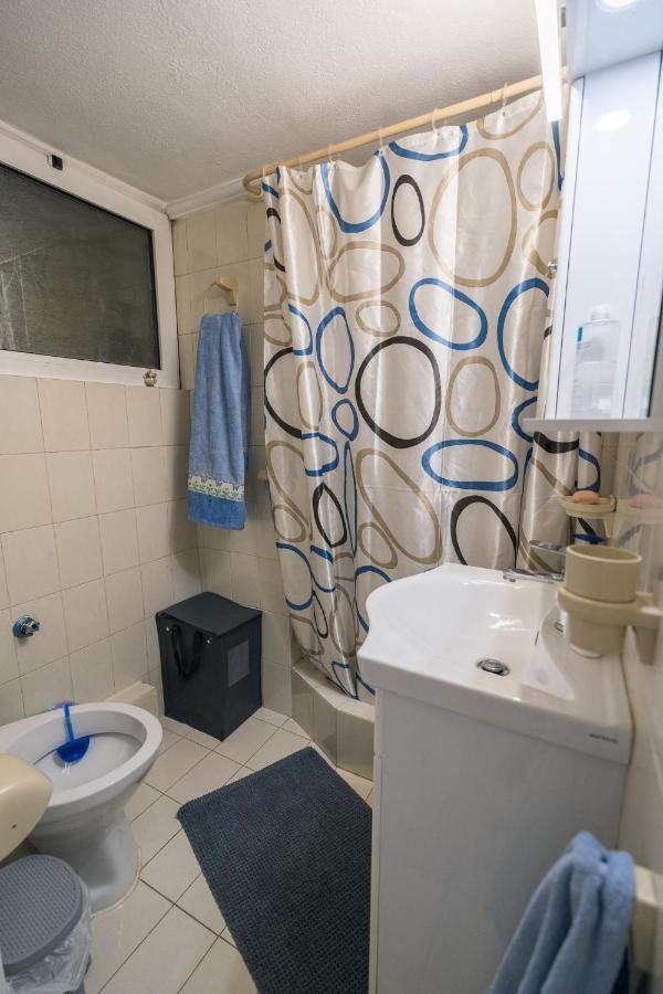 Marina Apartment พีเรียส ภายนอก รูปภาพ